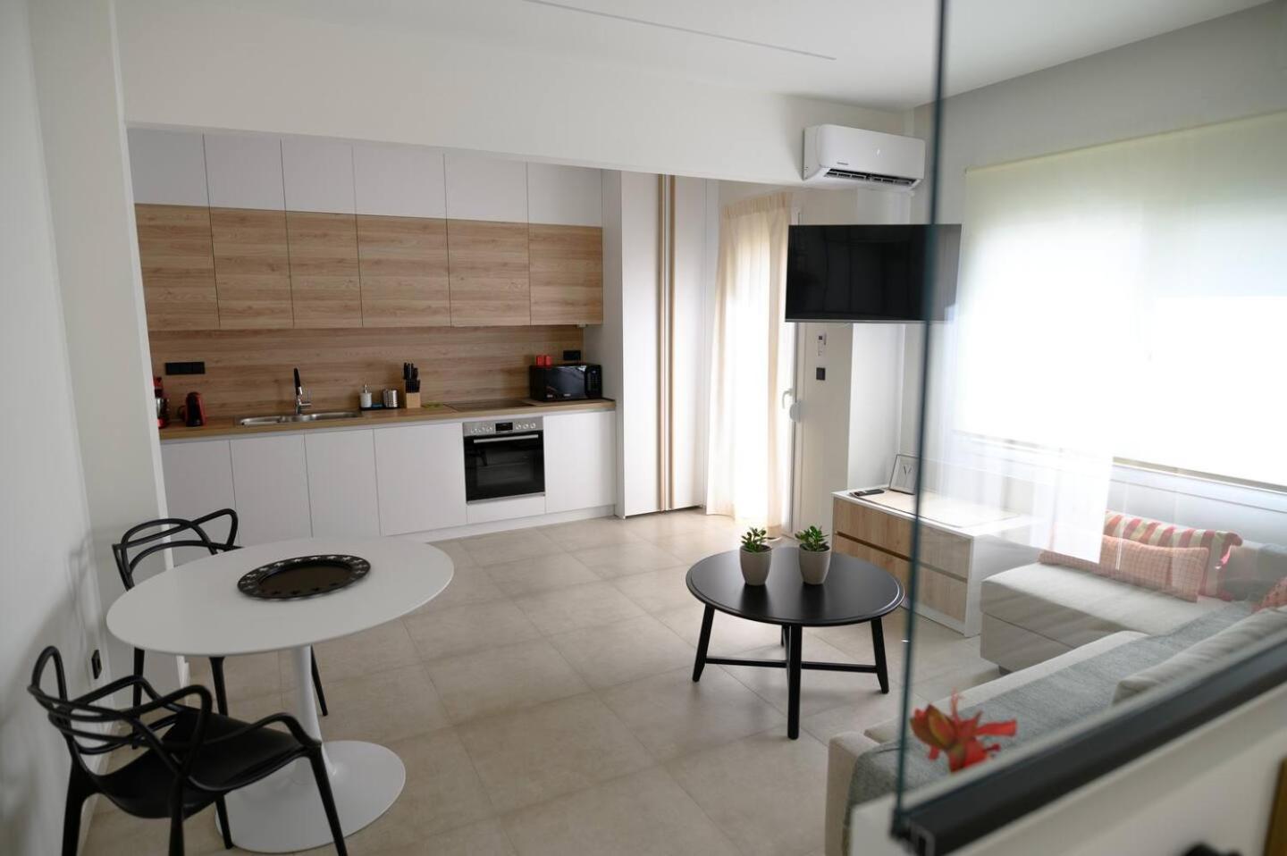 Lighthouse Apartments Alexandroupoli Exterior photo